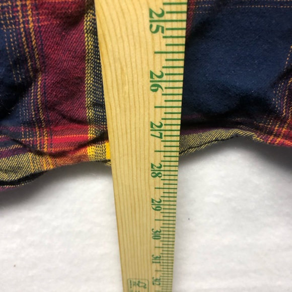 Levis button long sleeve (2 small stain picture 3) - Picture 8 of 8